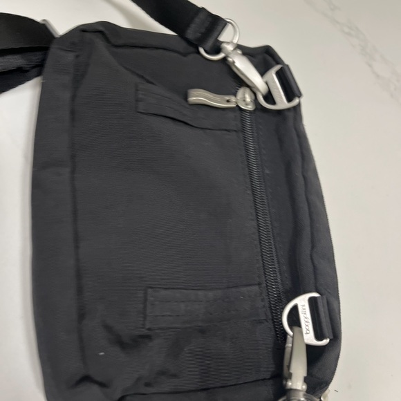 Baggallini convertible belt or crossbody travel bag - Picture 2 of 10